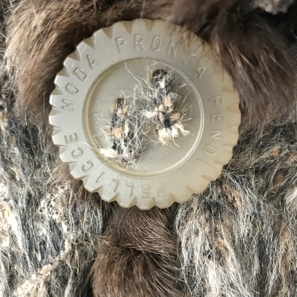 FLASH SALE 🎉❤️FENDI Fur full coat! - Picture 2 of 8